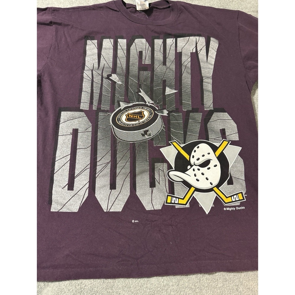 Vintage 90's Mighty Ducks Anaheim Hockey Tee Cracked Ice Puck Team Rated NHL XL